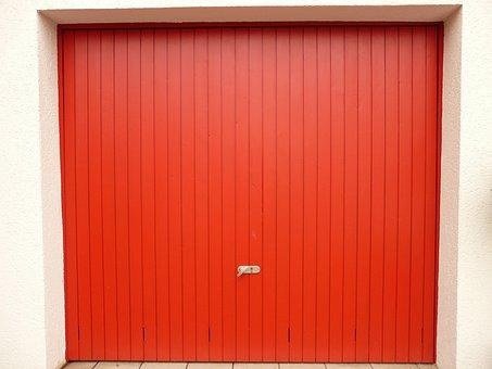 Why Are My Garage Doors Coming Out Of Track? 5 Things to Know